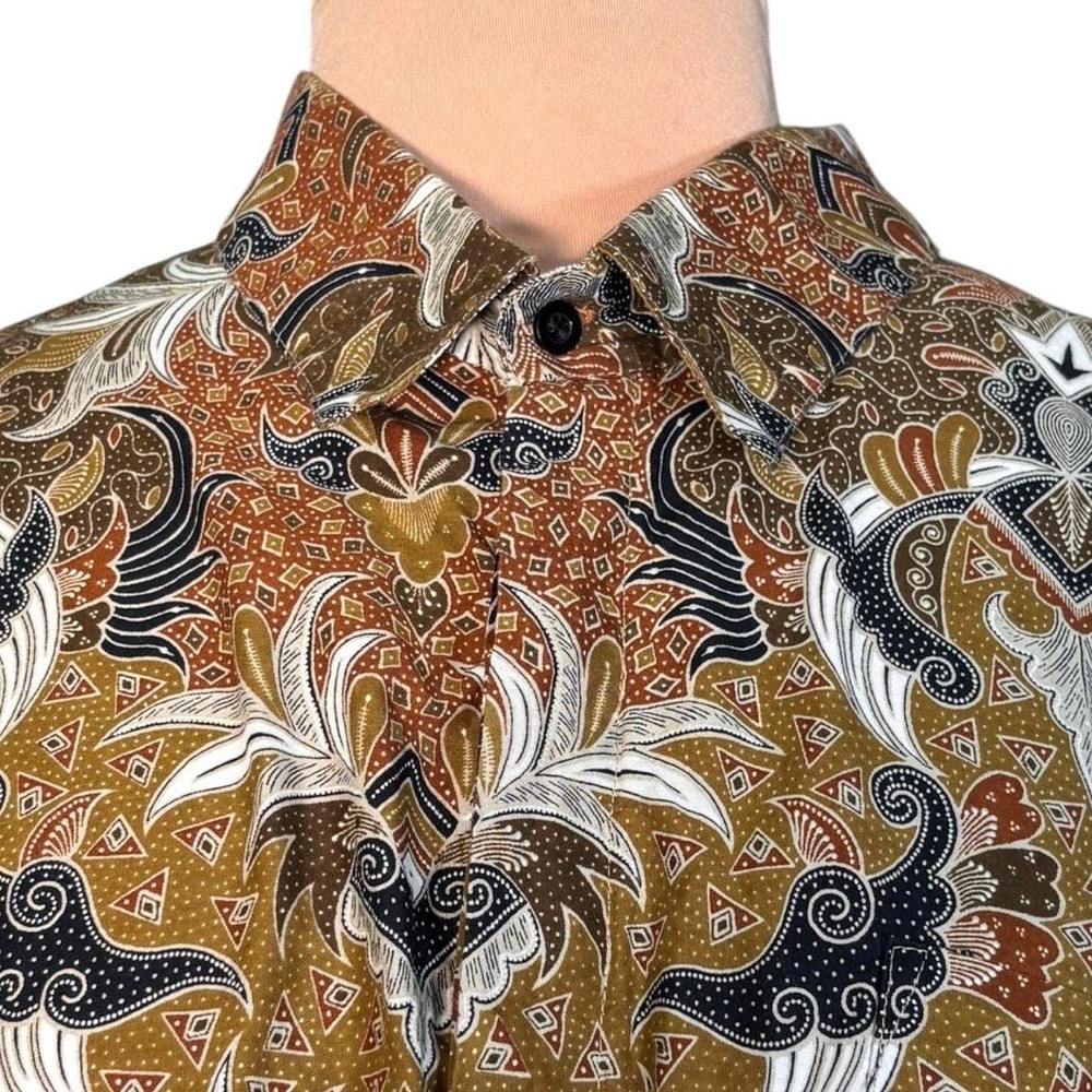 Vintage Batik Print Camp Shirt Brown Tan Abstract Floral Boho Resort Vacation
